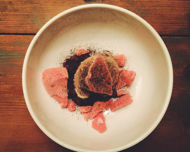 Processed with VSCOcam with f2 preset